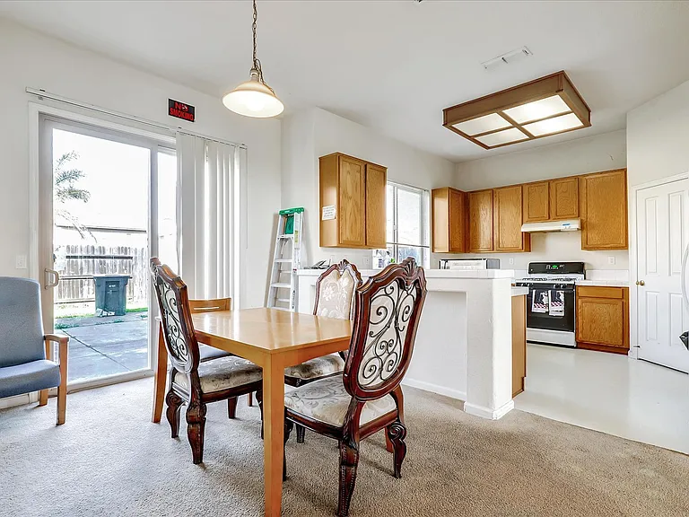 2107 Expedition Way — Photo 41