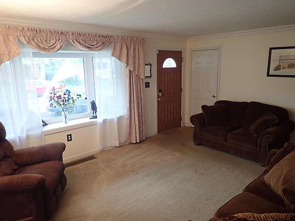 4th image of 1644 Bauer Ave