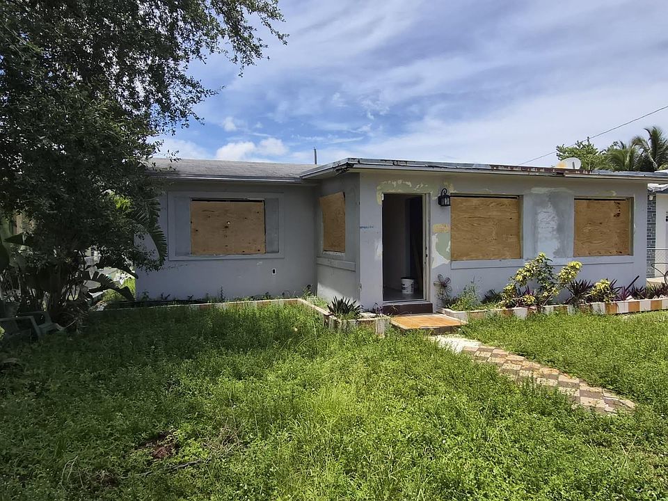1st image of 2335 Roosevelt Street