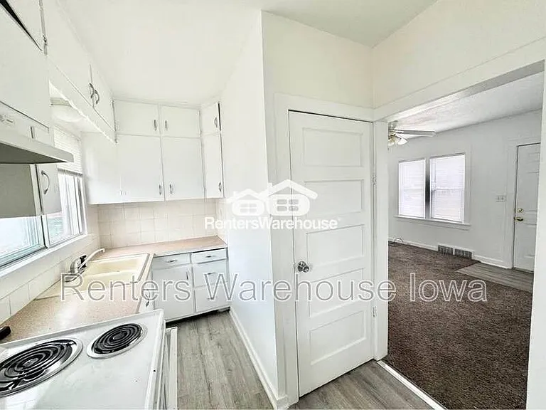 1534 63rd St — Photo 3