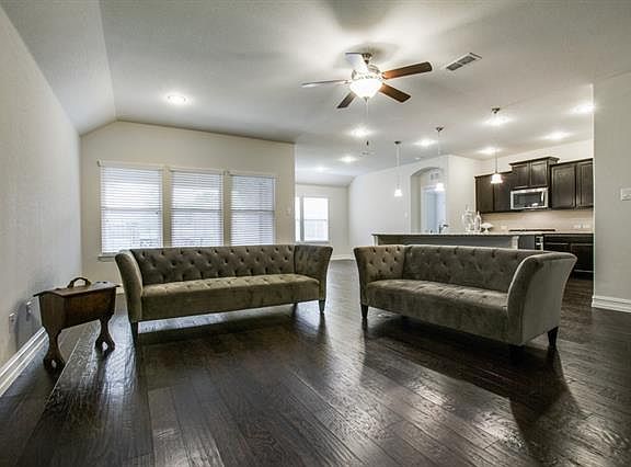 4th image of 6813 Lighthouse Ln