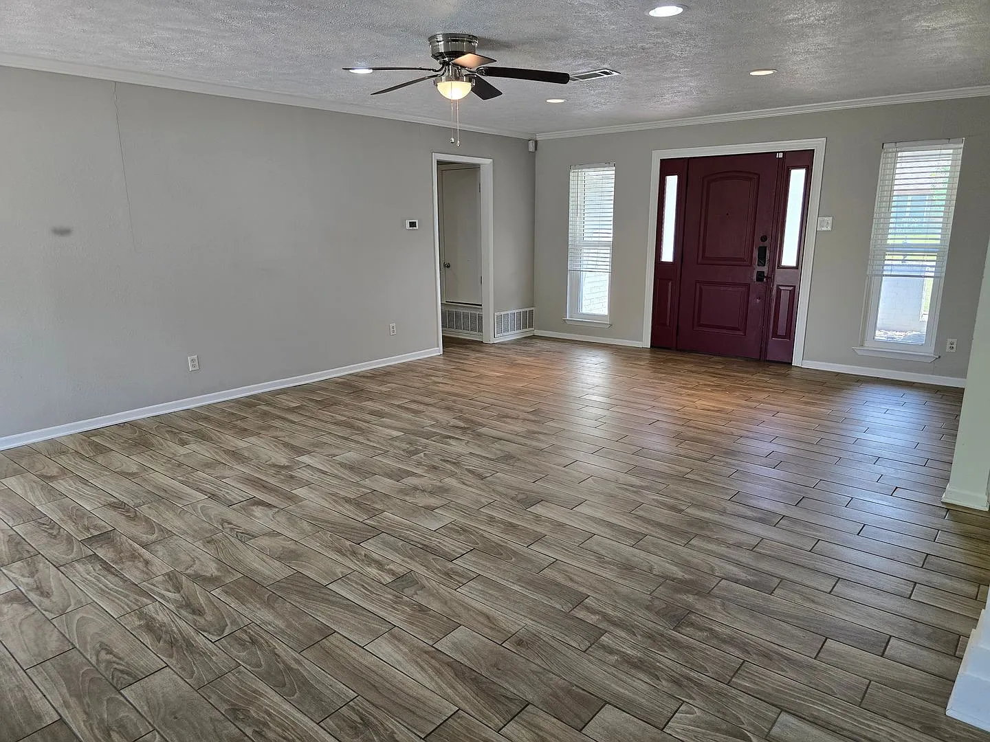 205 E. Cherokee Dr. — Photo 4