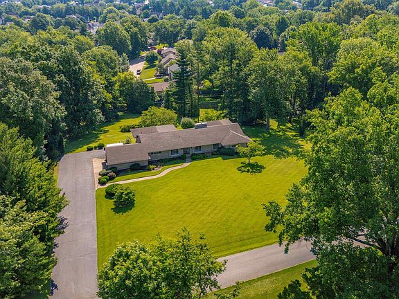 2nd image of 520 Scenic Dr