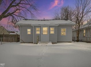 586 E Hayes Ave, Hazel Park, MI