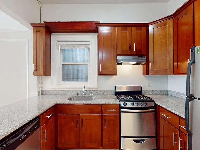 1560 Sacramento St #109 — Photo 4