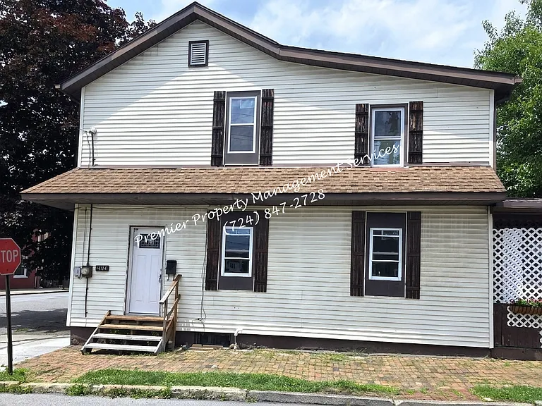 1600 4th Ave — Photo 1