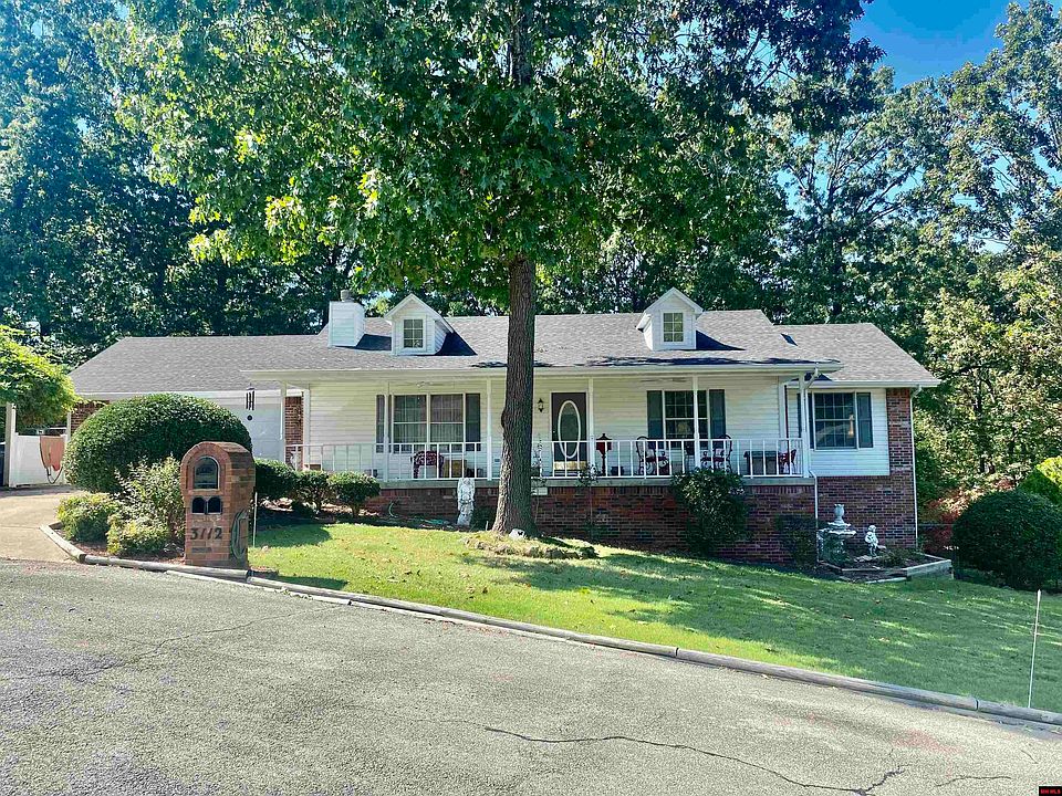 1st image of 3112 Dogwood Cir