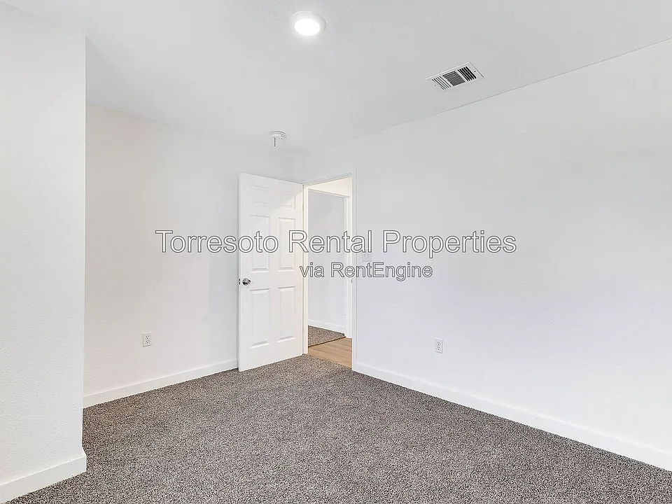 2326 Cincinnati Ave #D