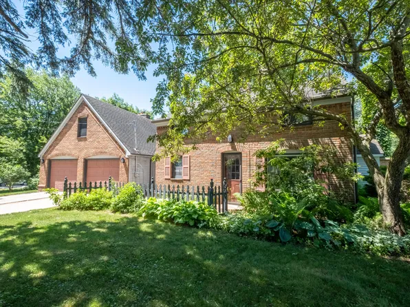 2419 Kinney Ave NW, Grand Rapids, MI 49534