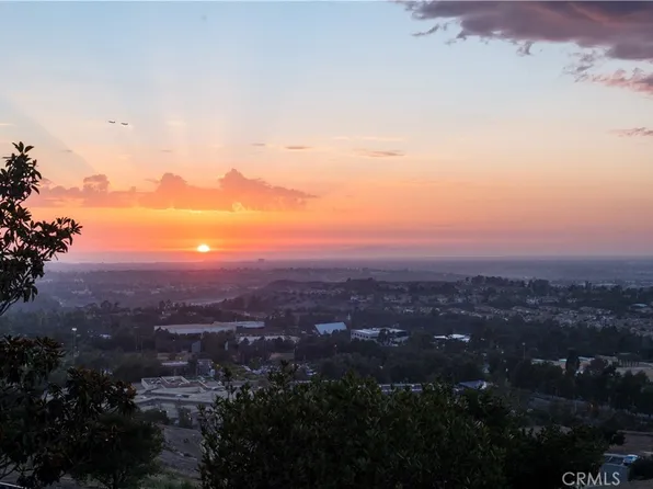 25 Hedgerow, Irvine, CA 92603