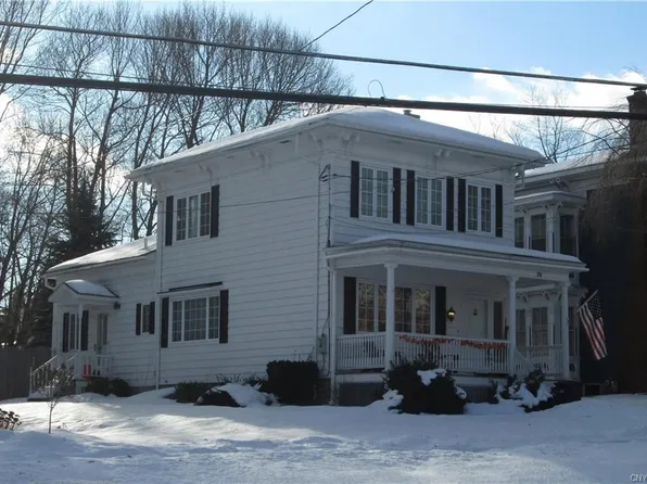 76 Ellen St, Oswego, NY 13126