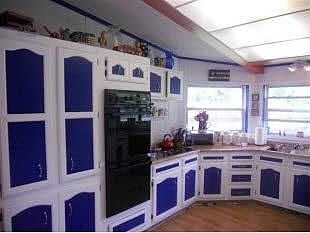 5th image of 1206 Monterey Ct