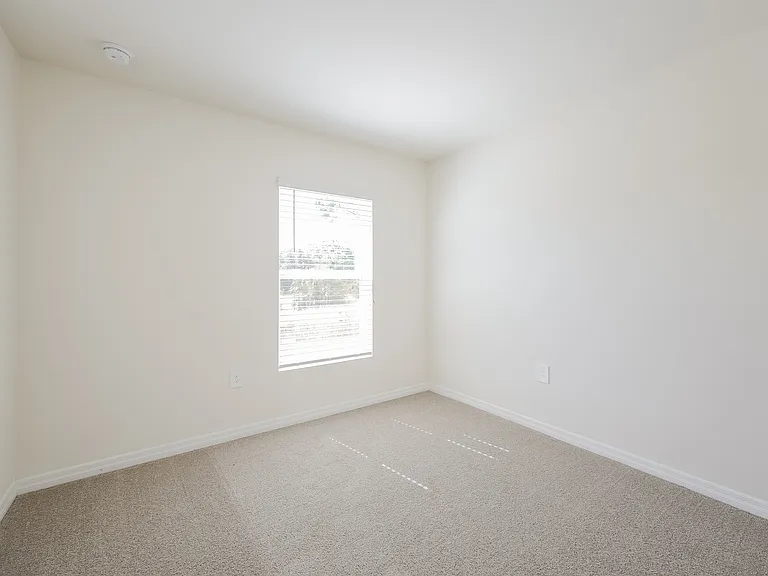 2815 52nd St W — Photo 17