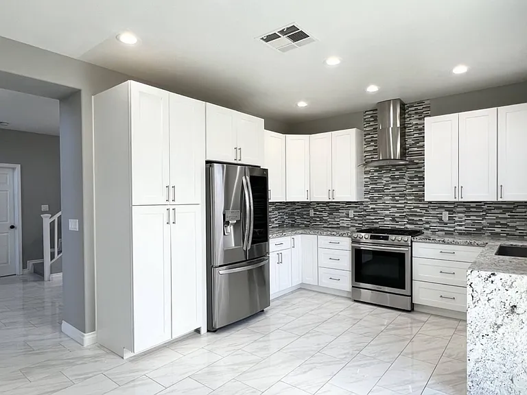 5541 Crestlock Dr — Photo 20