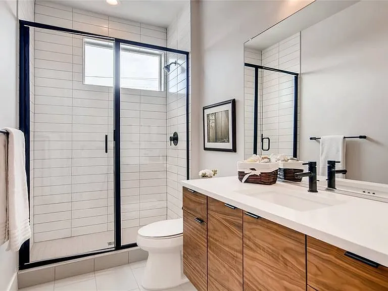 Bathroom - 1906 Grove Street
