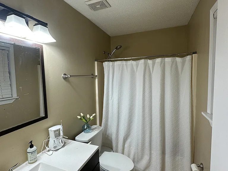 518 Matthew St — Photo 11