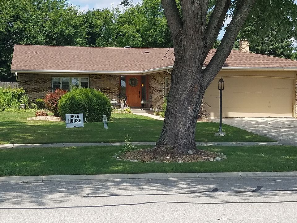 1st image of 156 W Cunningham Dr
