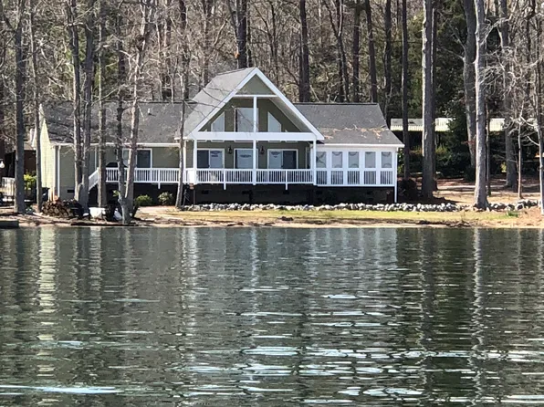 1139 Nature Ln, Gilbert, SC 29054