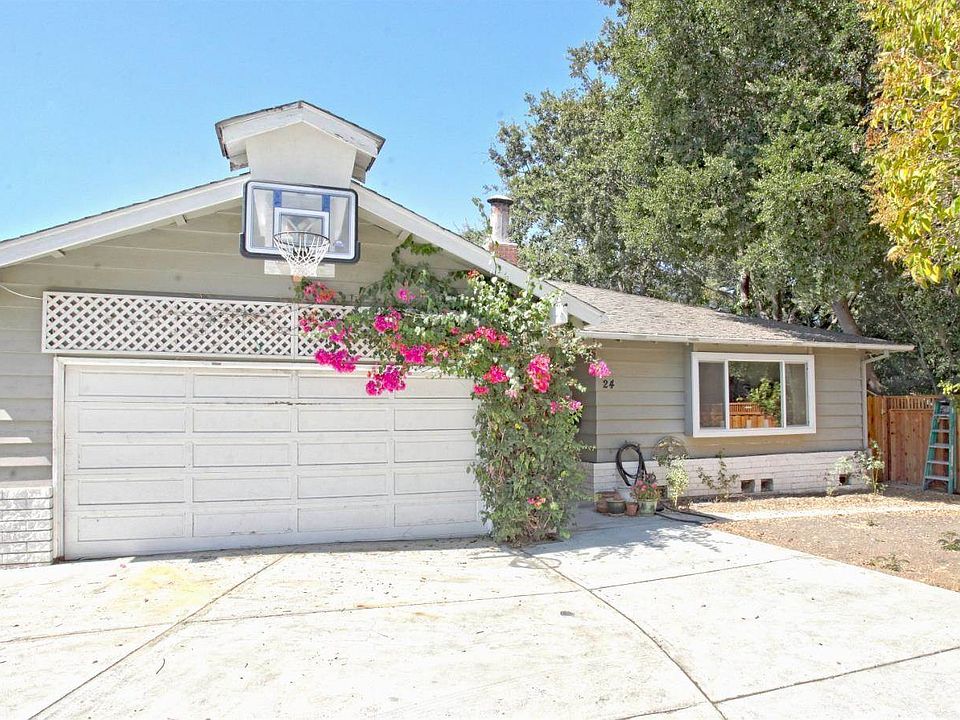 1st image of 24 Country Ln
