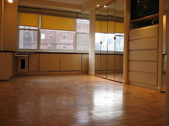 3rd image of 340 E 64th St APT 15B