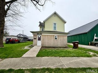 316 N Main St, Lynn, IN