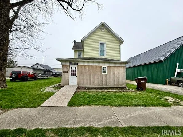 316 N Main St, Lynn, IN 47355