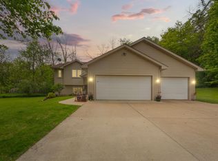 9074 Bagley Ave, Northfield, MN 55057