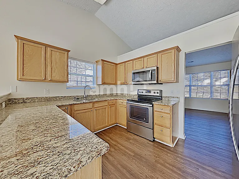 5034 Timber Trail Dr — Photo 4