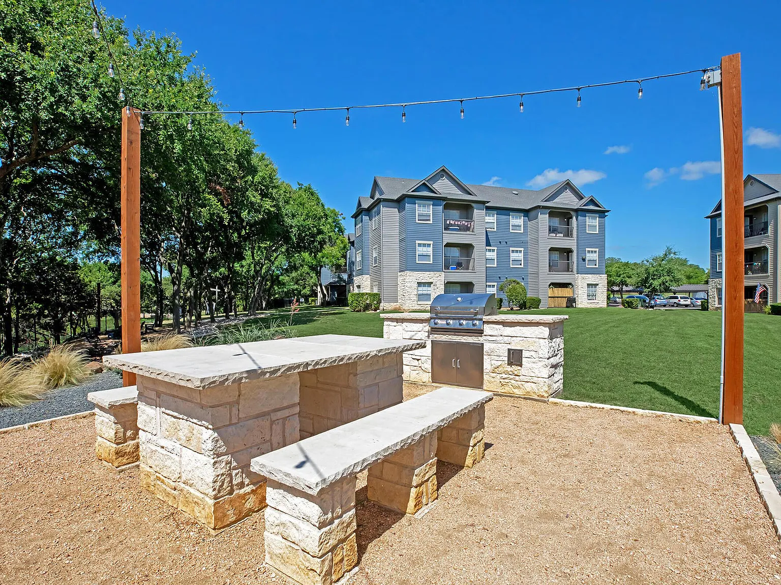 Falls Round Rock — Photo 1