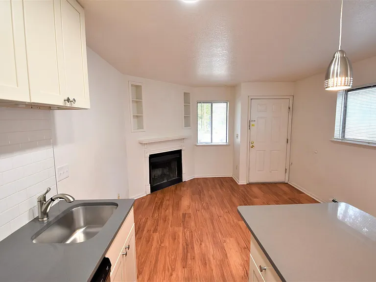1818 Arapahoe Ave #1A — Photo 4