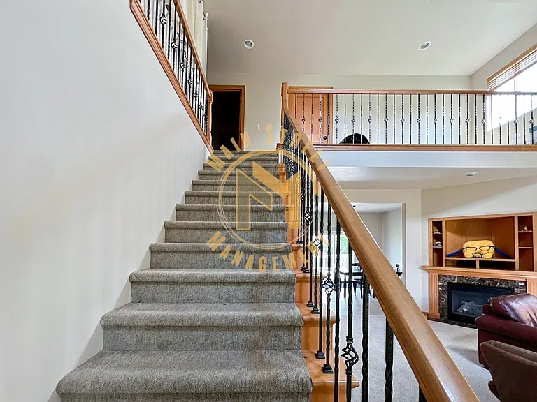 2662 Cormier Rd — Photo 15