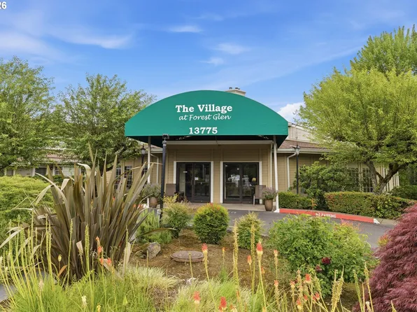13775 SW Scholls Ferry Rd APT 217, Beaverton, OR 97008