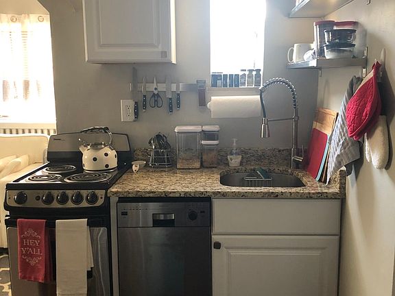 4th image of 3805 Eileen Dr APT 3
