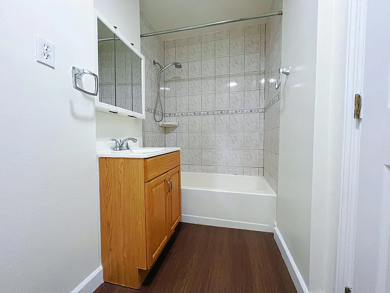 1448 Ridge Way #A — Photo 5