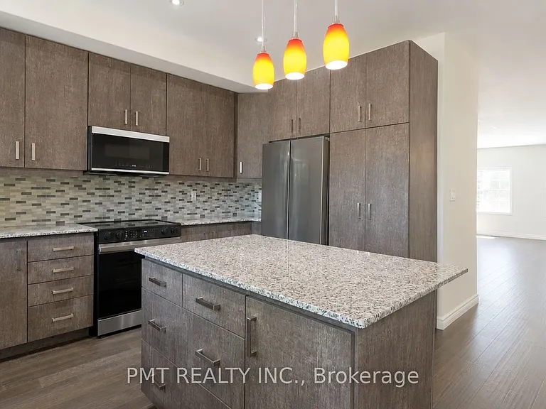 50 Robert Peel Rd — Photo 11