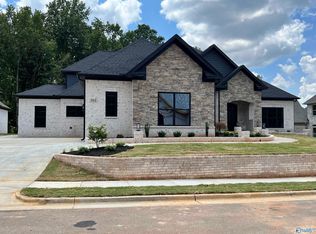 102 Castleberry Ct, Madison, AL 35757