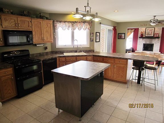 3rd image of 3204 Navajo Dr