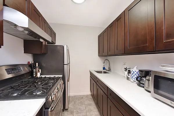 Sold by Benjamin Realty Since 1980 | media 16