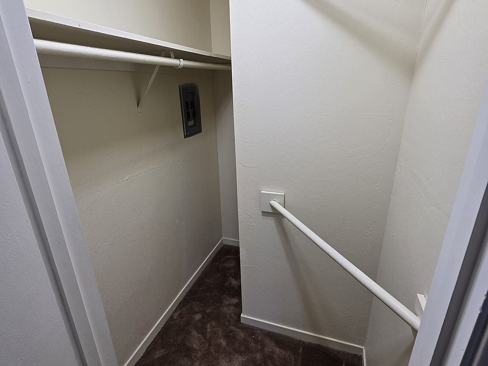 BR Closet