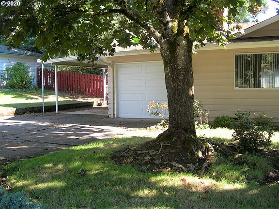 4th image of 4719 NE 62nd Ave