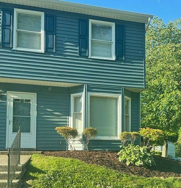 1st image of 379 A E Montcastle Dr