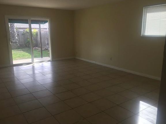 2nd image of 4019 Armstrong St