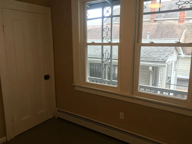 242 Main Street - Red Pod — Photo 6
