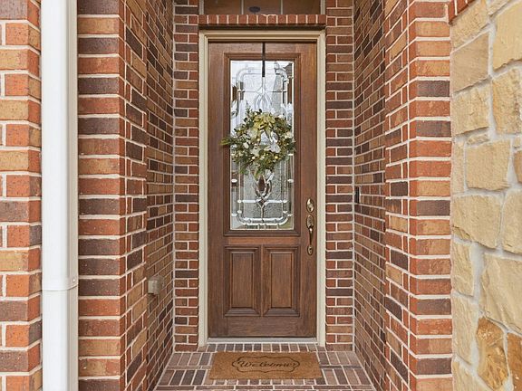 4th image of 2710 King Point View Ln