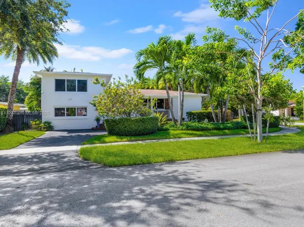 100 NE 123rd St, North Miami, FL 33161