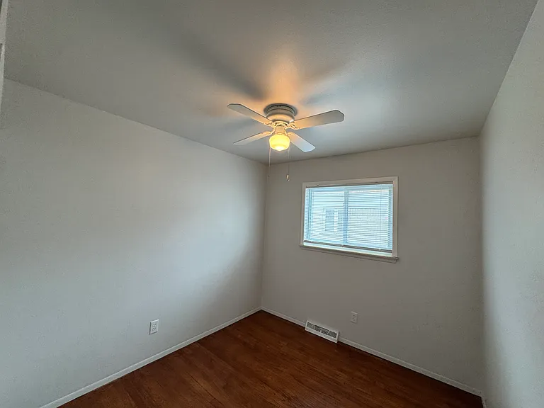 5722 Centralia St — Photo 12
