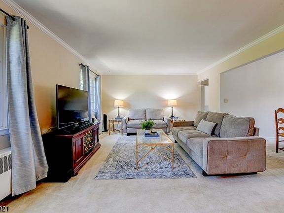 2nd image of 51B Troy Drive