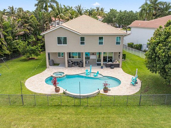 2nd image of 8578 Trailwinds Court