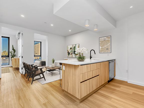 2nd image of 1010 Pacific St APT 517