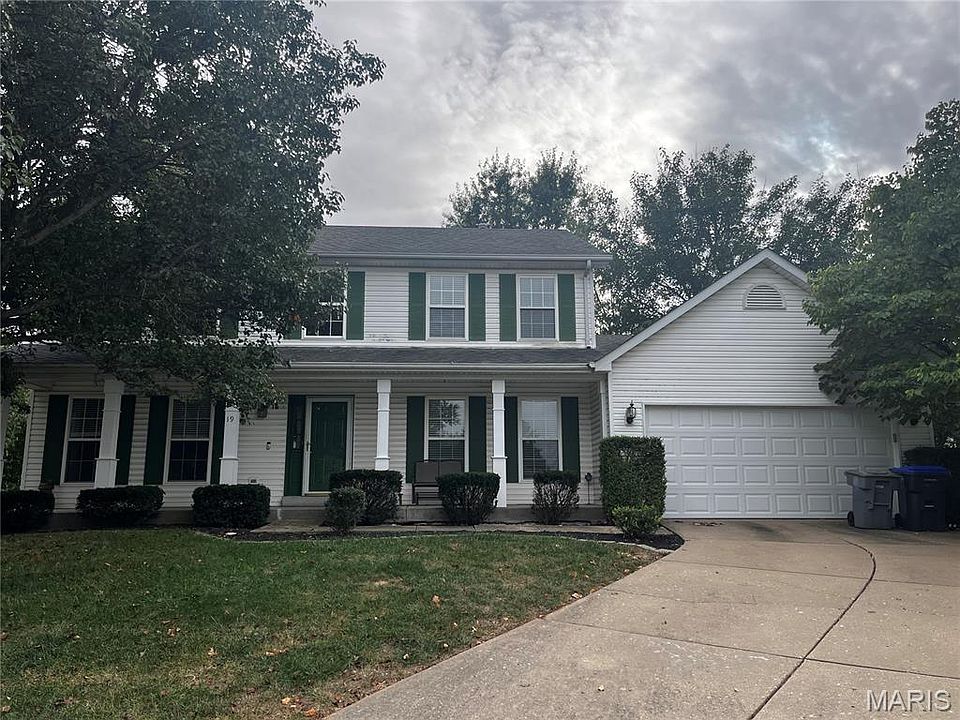 1st image of 19 Kingsmont Ct